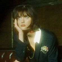 Emeline Premieres Playful & Empowered New Single 'Iconique'