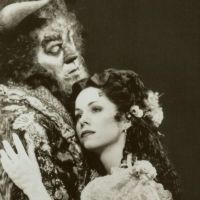 VIDEO: Watch Sugan Egan, Terrence Mann & More on STARS IN THE HOUSE