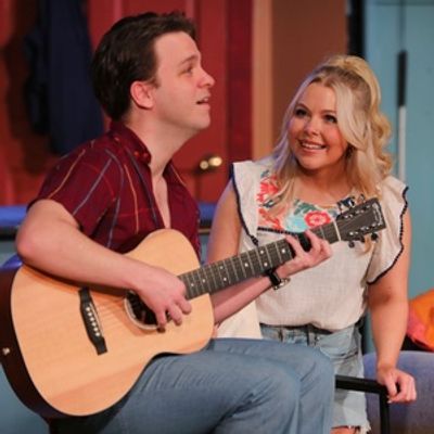 Review: BUTTERFLIES ARE FREE at Murry's Dinner Playhouse in Little Rock