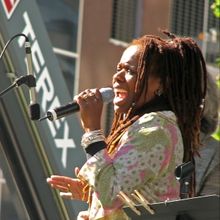 Review: Catherine Russell Is Cheery & Charming at Jazz At Lincoln Center