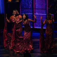Review: DREAMGIRLS at Shea's 710 Theatre
