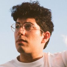 Stella. Releases Captivating Indie-Pop Single 'Dreaming'