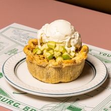 Kellogg's Diner in Williamsburg Collaborates with Salt & Straw Ice Cream