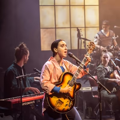 Review: MANIC STREET CREATURE, Kiln Theatre