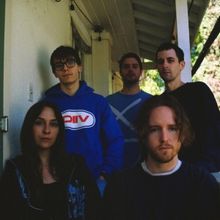 TEETHE Release New Single 'Thanks,' New 7' Ahead of Debut Album Reissue