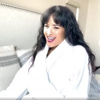 Living Room Concerts: Courtney Reed Sings Whitney Houston in Her Homemade Music…