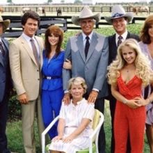 VIDEO: Watch a DALLAS Reunion on STARS IN THE HOUSE- Live at 8pm!