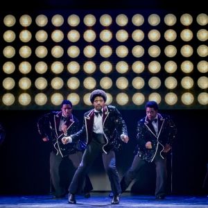 Review: AIN'T TOO PROUD: THE LIFE AND TIMES OF THE TEMPTATIONS at National Theatre