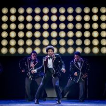 Review: AIN'T TOO PROUD: THE LIFE AND TIMES OF THE TEMPTATIONS at National Theatre