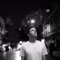 Multi-Talented Artist Sean Healy Shares 'Drift Around'