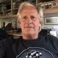 VIDEO: Jeff Daniels Talks About Playing James Comey on THE LATE SHOW WITH STEPHEN…