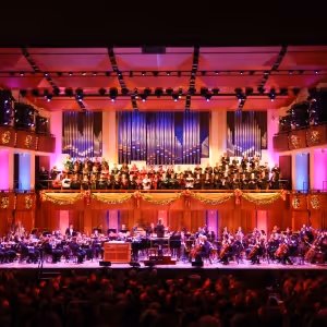 Review: A HOLIDAY POPS! WITH JESSICA VOSK AND THE NATIONAL SYMPHONY ORCHESTRA at…