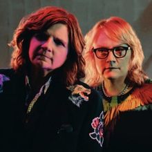 Video: Watch the INDIGO GIRLS Documentary Trailer