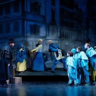 Review: SCROOGE! at Arizona Theatre Company