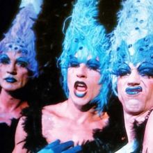 PRISCILLA, QUEEN OF THE DESERT to Receive Sequel; Original Stars Returning