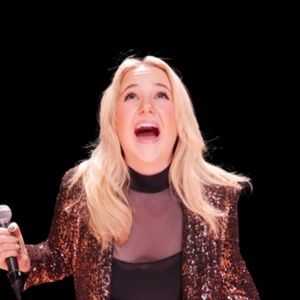 Review: IN BETWEEN THE VERSES REVIEWED BY LOTTIE BUTCHER at Bats Theatre