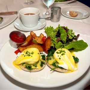 West Bank Cafe Will Launch Monday Brunch for Theatre Industry This Summer