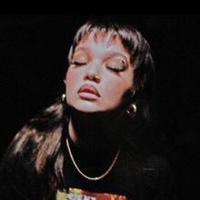 Lola Young Kicks Off the New Year With Her Brand New Single 'Wish You Were Dead'