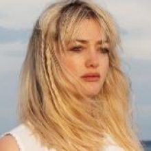 Alison Sudol ('Fantastic Beasts') Releases New Album 'Still Come The Night'