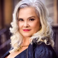 Julie Reyburn Continues Run of ANYWHERE WE ARE at Don't Tell Mama
