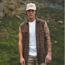 Tayler Holder Releases Country Trap Single 'Nothin' But Neon'