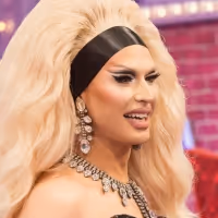 VIDEO: CANADA'S DRAG RACE: CANADA VS. THE WORLD Drops Trailer