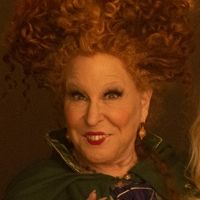Bette Midler Celebrates HOCUS POCUS 2 Production Wrap