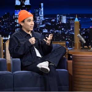 Video: Conrad Ricamora Shares Pre-Show Ritual with OH, MARY Co-Star Cole Escola