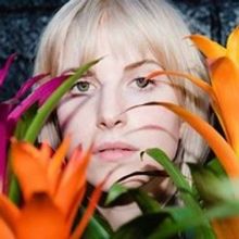 Hayley Williams Debuts Solo Single 'Simmer'