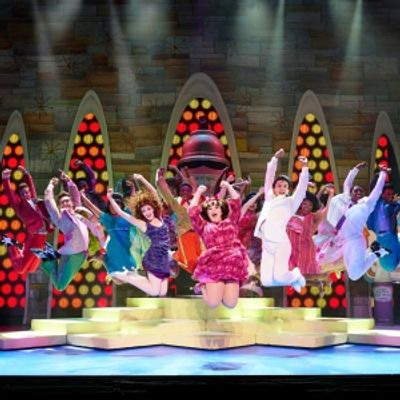 Review: HAIRSPRAY at Bass Concert Hall