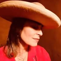 Ane Diaz Shares Blazing New Single 'Carmela'