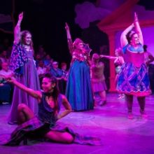 Review Roundup: HEAD OVER HEELS at Actor's Express; What Do The Critics Have To Say?