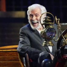 Dick Van Dyke Shares Why He Doesn't Like the BYE BYE BIRDIE Movie