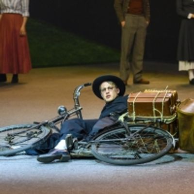 BWW Review: DAGBOEK VAN EEN HERDERSHOND⭐️⭐️⭐️ at MECC Maastricht!