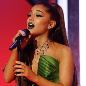 Photo: Ariana Grande Wraps Filming on WICKED Movie: 'I Am So Inexplicably Thankful'