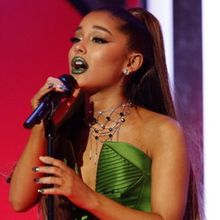 Photo: Ariana Grande Wraps Filming on WICKED Movie: 'I Am So Inexplicably Thankful'