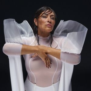 Elisapie Covers Sheryl Crow Classic with 'Quviasukkuvit (If It Makes You Happy)'