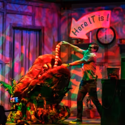 Review: LITTLE SHOP OF HORRORS at Garden Theatre
