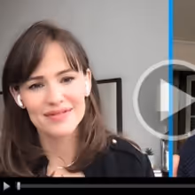 VIDEO: Jennifer Garner Gets a Surprise from THE OFFICE Ladies
