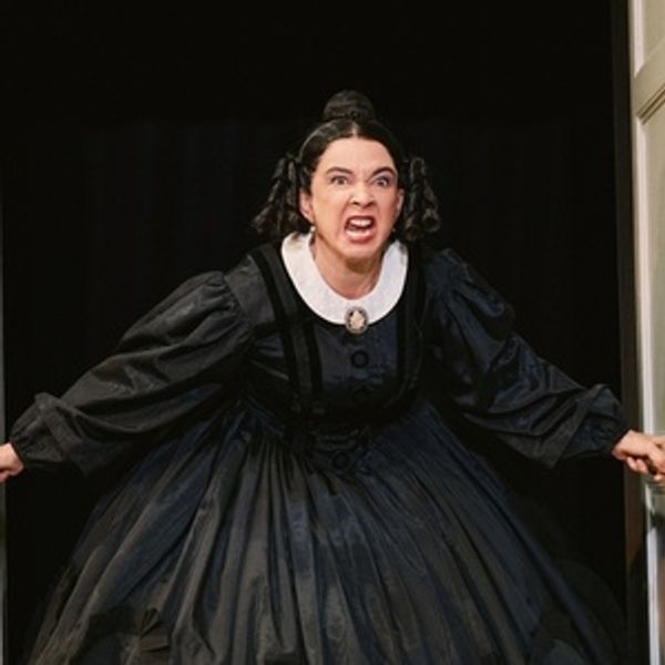 Maya Rudolph Extends Run in OH, MARY! on Broadway Photo