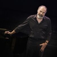 Interview: Mandy Patinkin Talks BEING ALIVE Concert Tour, Becoming a TikTok Star, If…