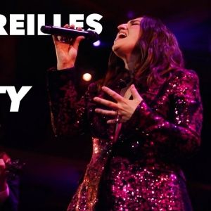 Video: Sara Bareilles Performs 'Saint Honesty' in Kennedy Center Concert