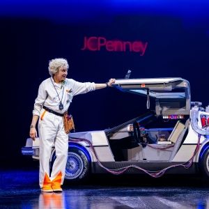 Interview: DON STEPHENSON of BACK TO THE FUTURE THE MUSICAL - 1ST NATIONAL TOUR at…