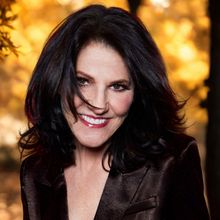 Susan Mack Returns To Birdland October 13 With 'Tis Autumn