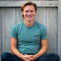 Seth Sikes Makes Oldies Modern In RUNNIN' WILD At The Green Room 42 Starting June 3rd