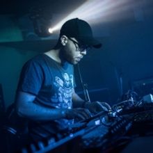Waveshaper Shares 'Friends Again' Single