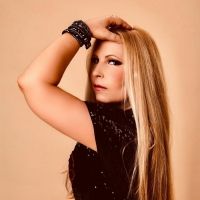 Karine Hannah to Make Her Debut at The Green Room 42 with GUILTY PLEASURES