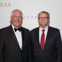 Rex Tillerson Receives Visionary Leadership Award At Arts Residency Fundraiser