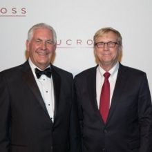 Rex Tillerson Receives Visionary Leadership Award At Arts Residency Fundraiser
