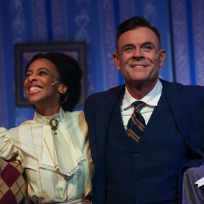 Review: MARY POPPINS at Palm Canyon Theatre